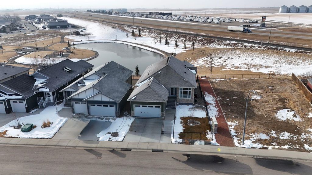 Photo of 202 Lake Drive, Coalhurst, AB T0L 0V0 (MLS # A2293296)