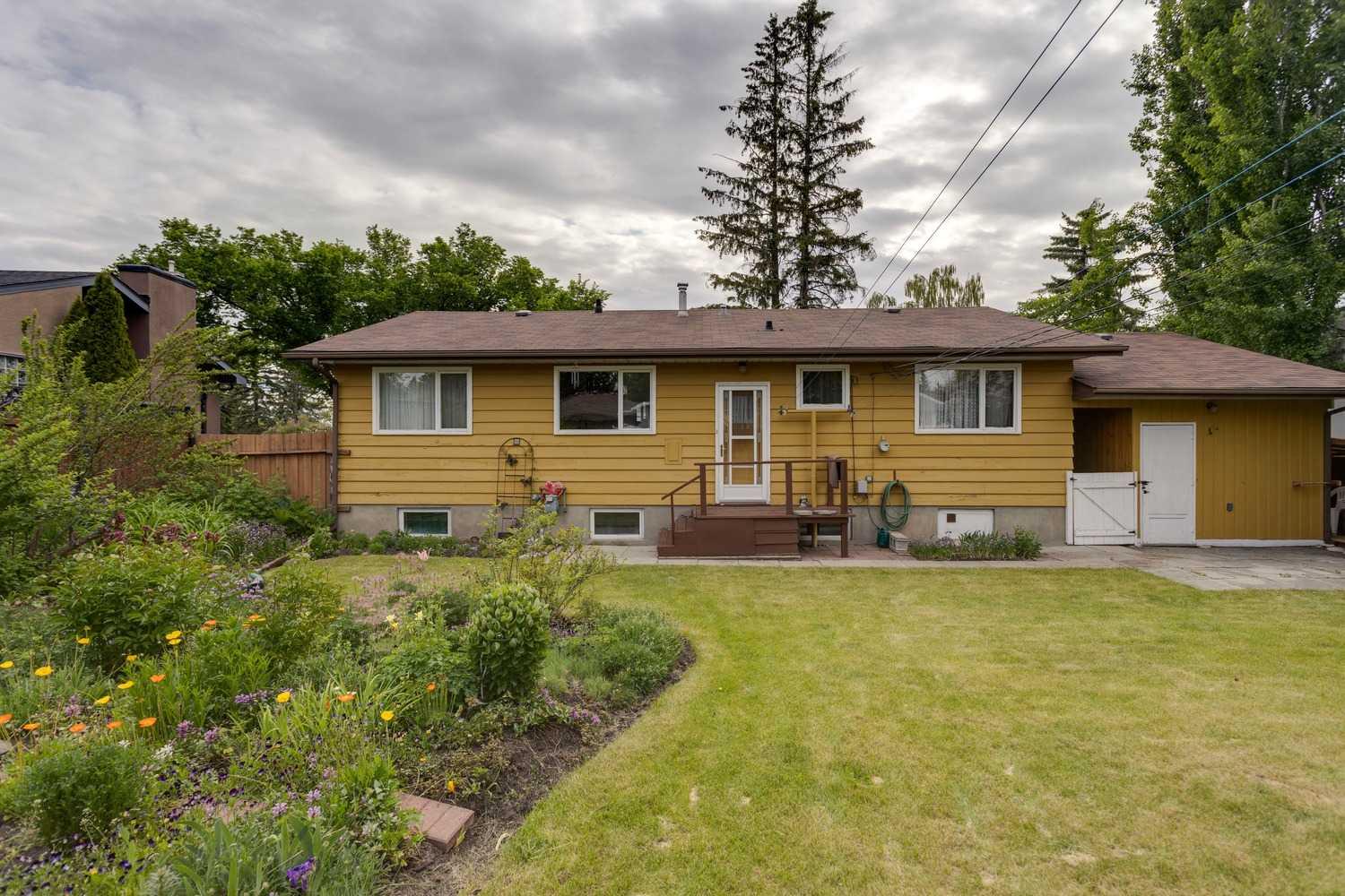 21 Wildwood Drive SW