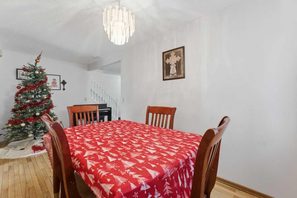 1447 Berkley Drive NW