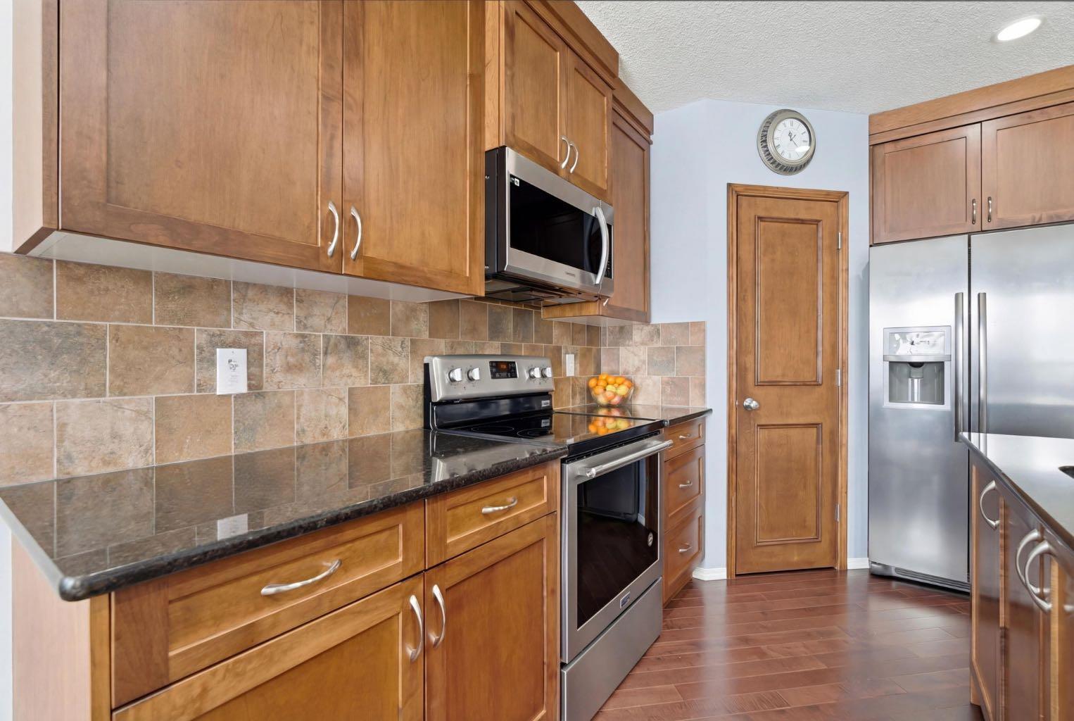 512 Panatella Square NW