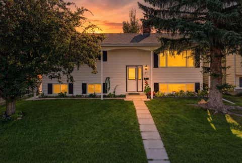 Photo of 7 Halman Crescent, Red Deer, AB T4N 6J9 (MLS # A2339216)