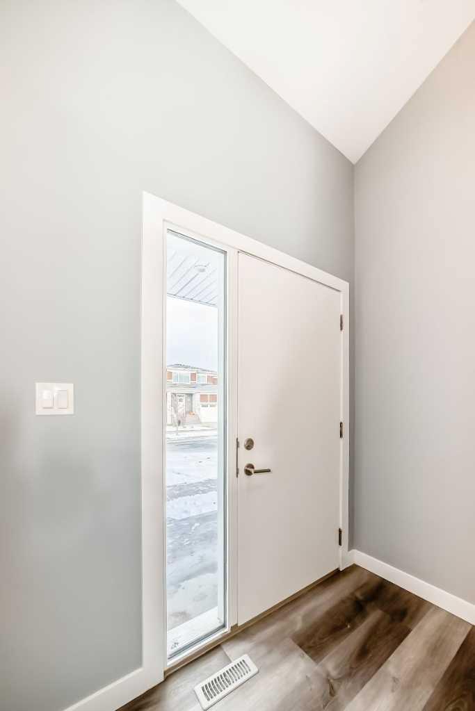 45 Ellington Crescent