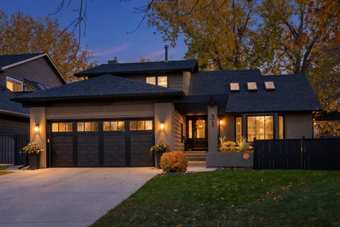 Photo of 31 Canterville Bay SW, Calgary, AB T2W 4M1 (MLS # A2350977)