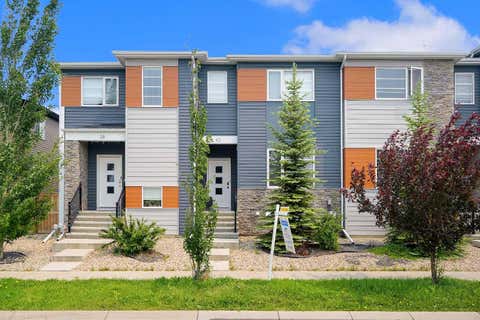 Photo of 42 MIDTOWN Boulevard SW, Airdrie, AB T4B 4E4 (MLS # A2326065)
