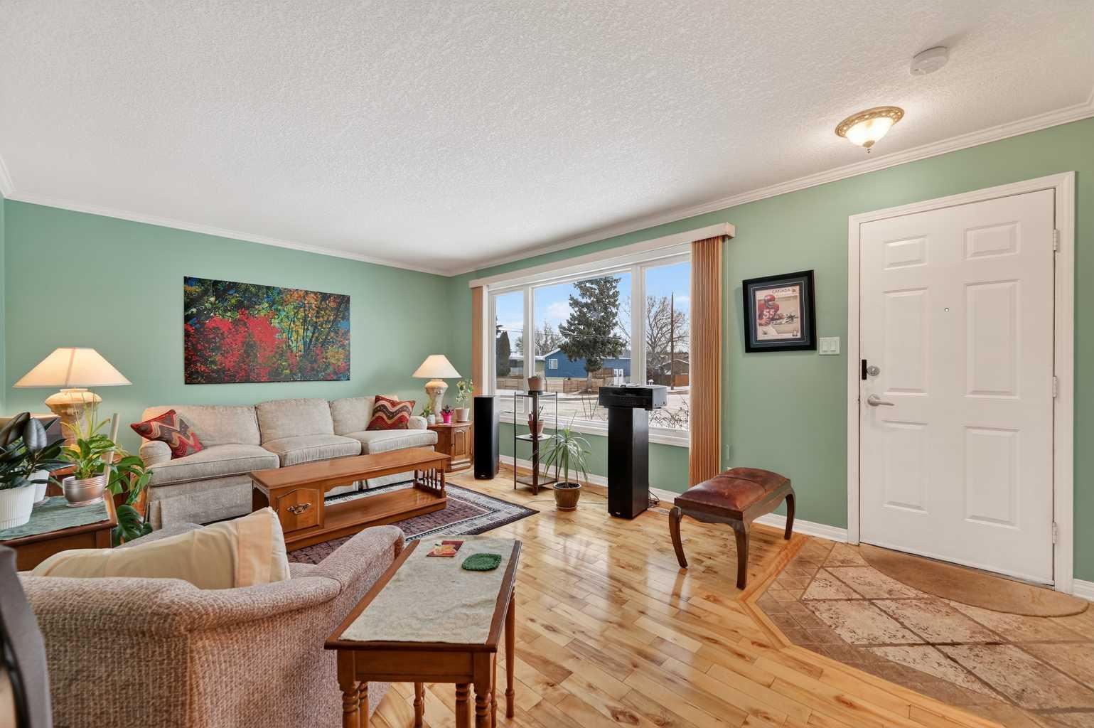 8527 Bowglen Road NW