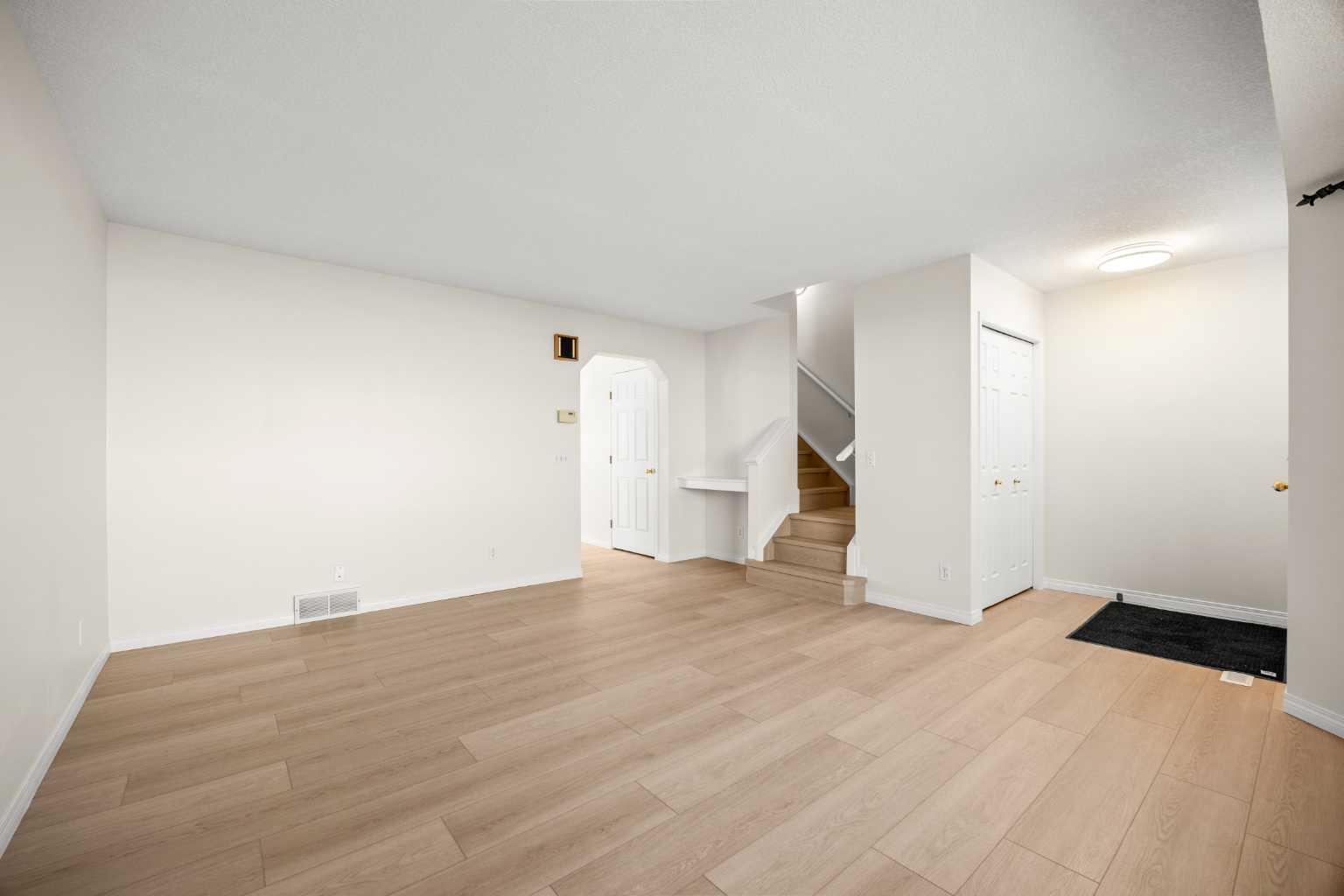 40 Arbour Crest Drive NW