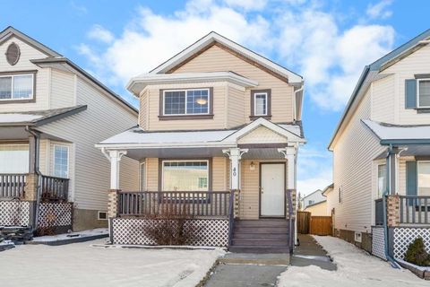 40 Arbour Crest Drive NW Calgary AB T3G 4H3