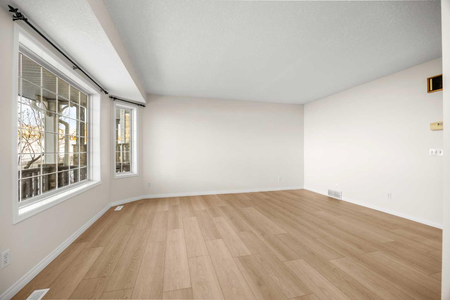 40 Arbour Crest Drive NW