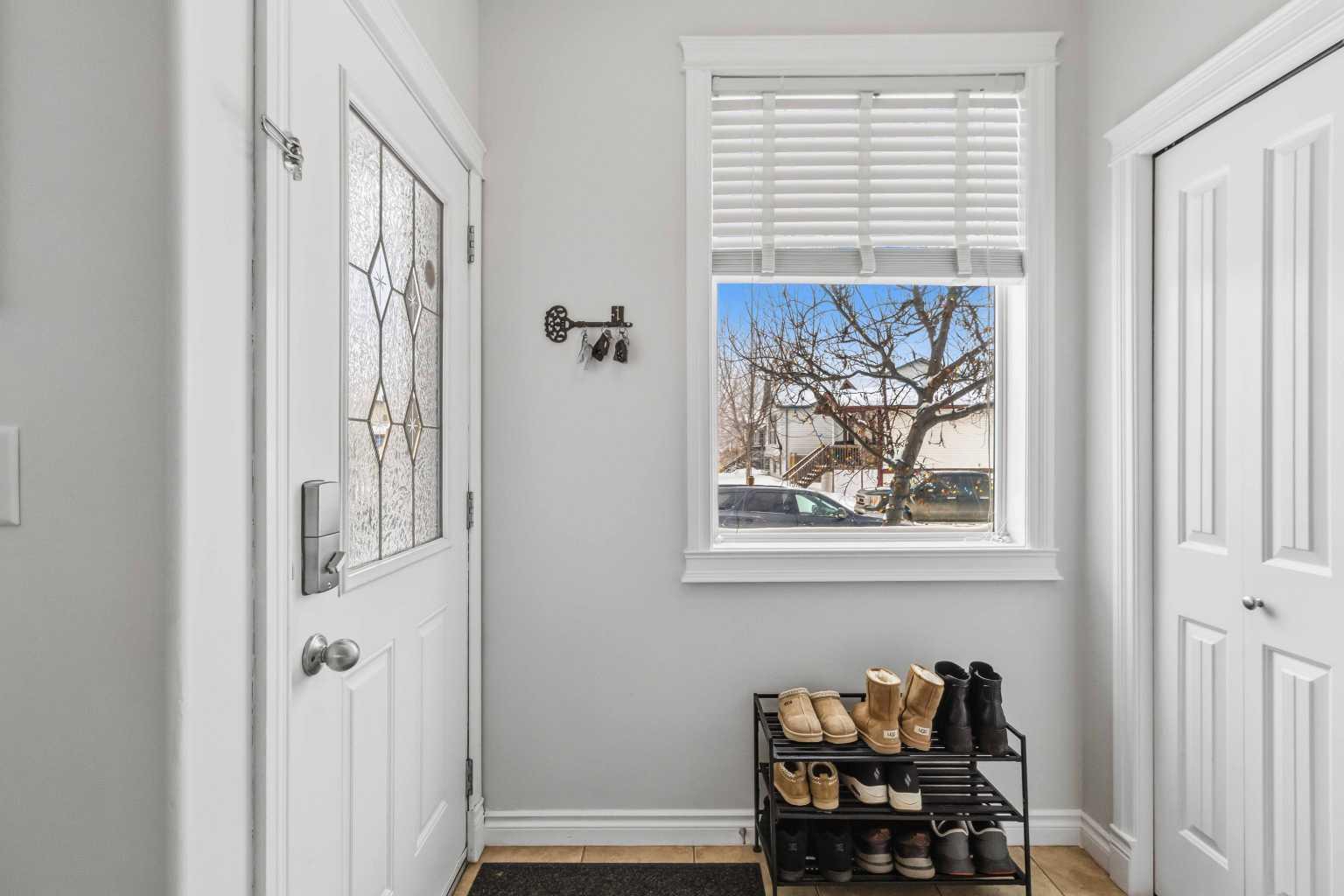 137 Sunday Creek Way