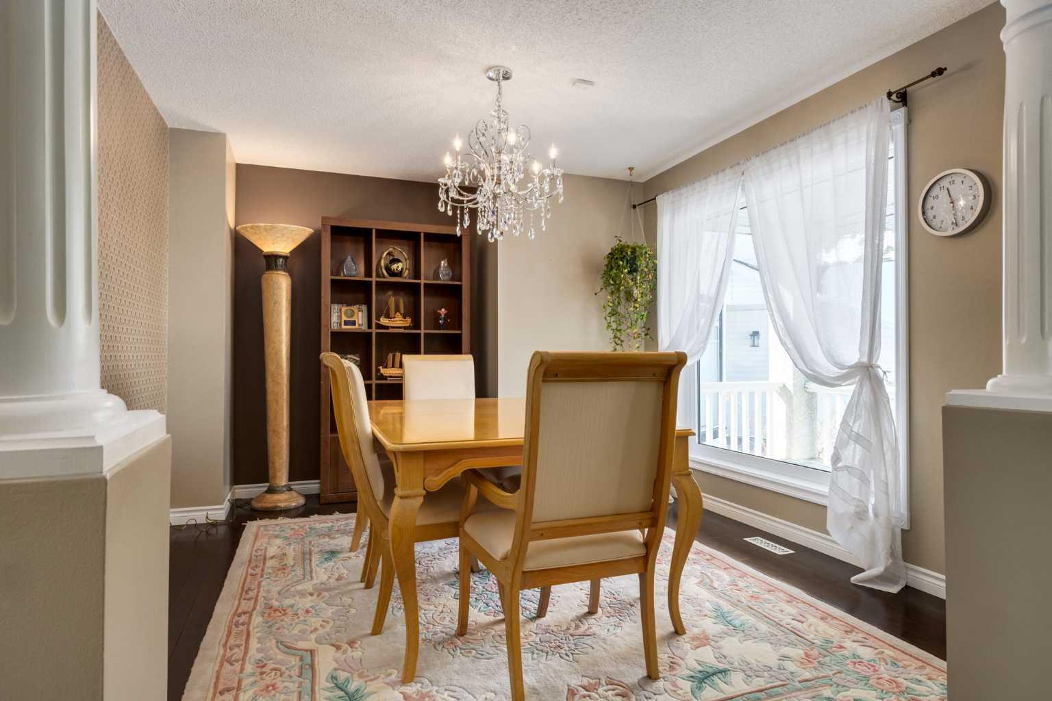 331 Sierra Madre Court SW