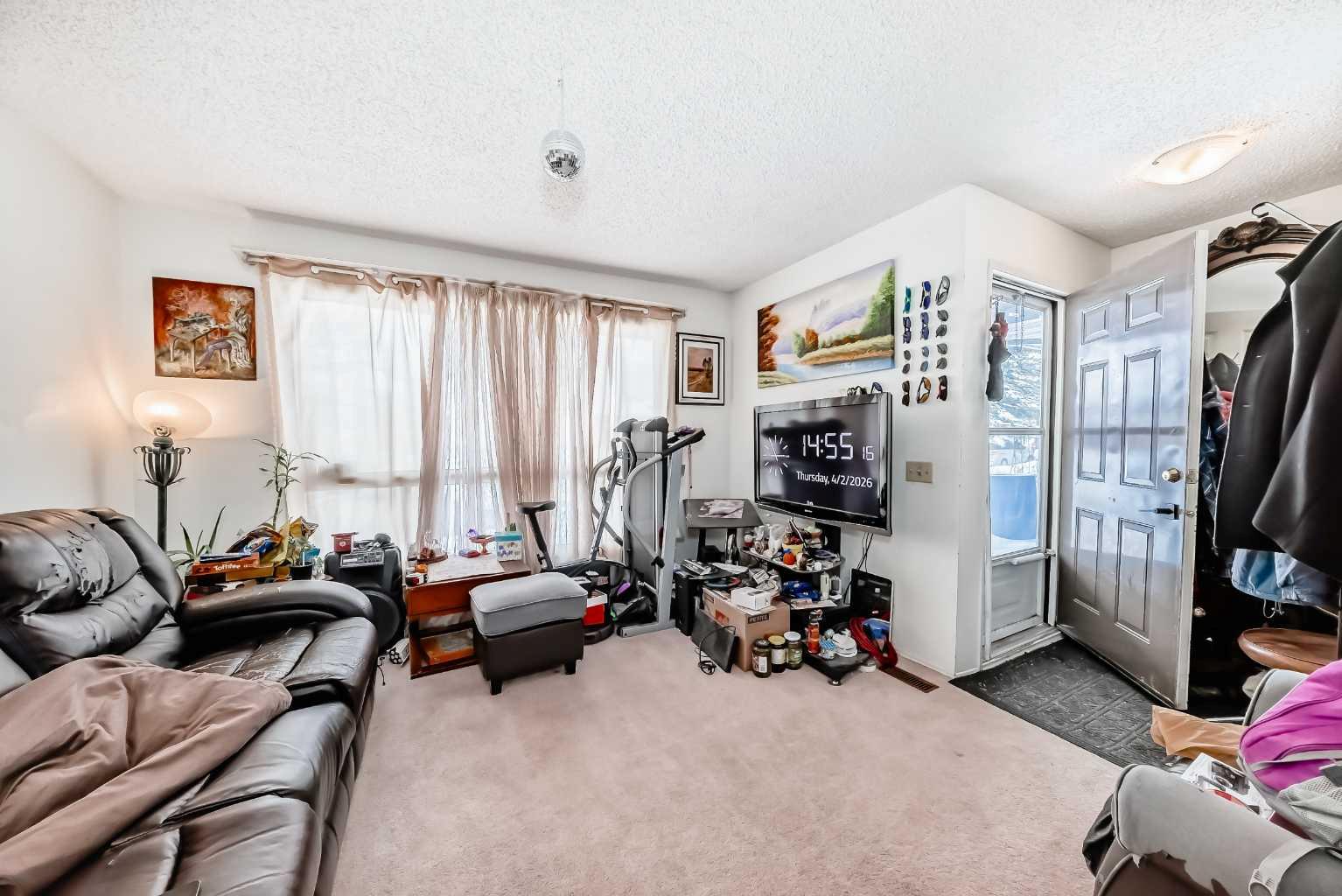 137 Bermuda Drive NW