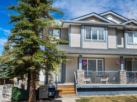Photo of 2376 Eversyde Avenue SW, Calgary, AB T2Y 4X6 (MLS # A2340412)
