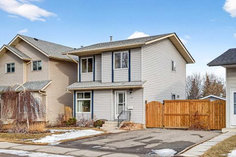 Photo of 159 Shawglen Road SW, Calgary, AB T2Y 1X6 (MLS # A2295342)