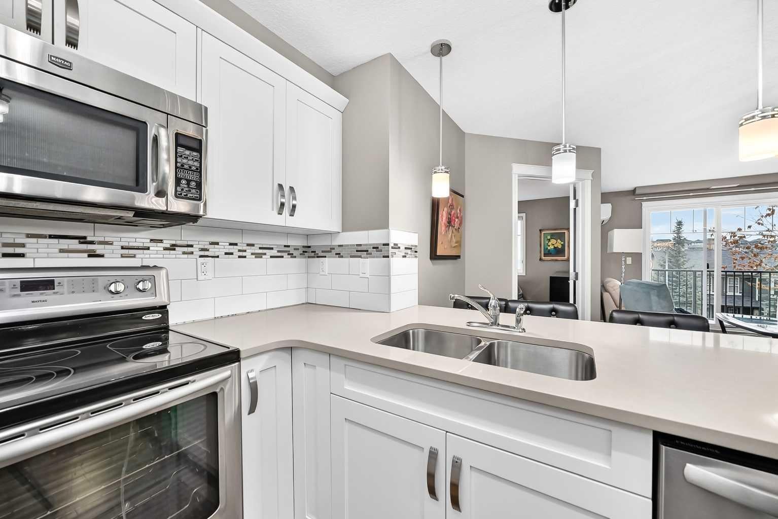 130 Panatella Street NW 1305