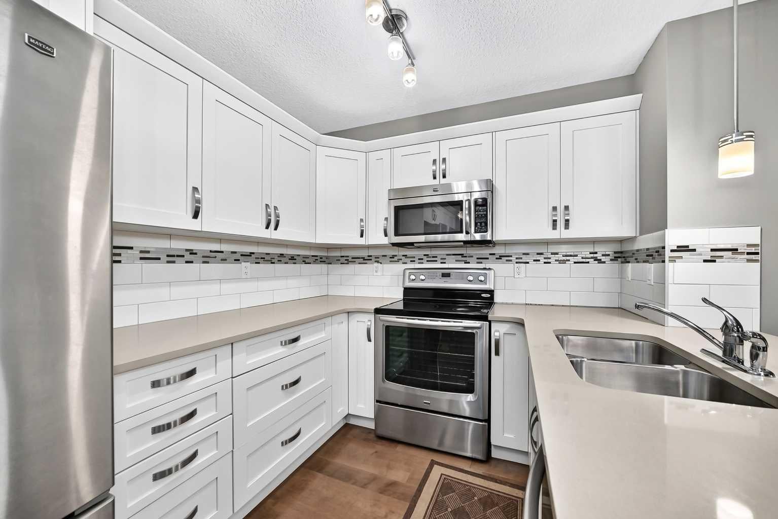 130 Panatella Street NW 1305
