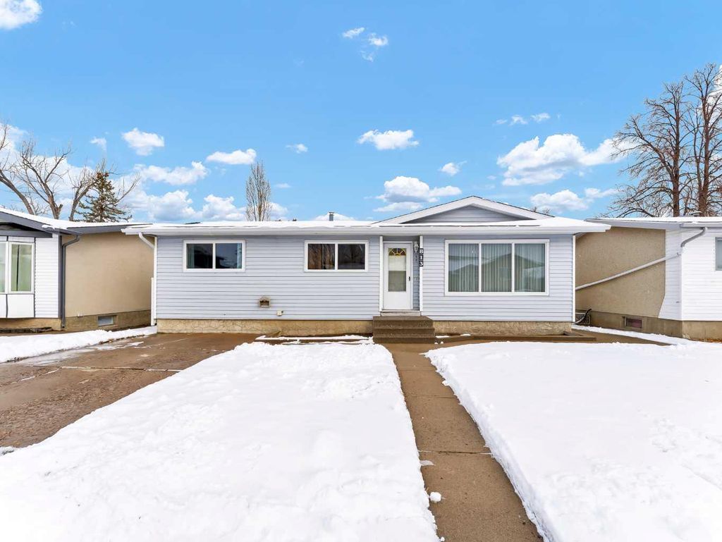 Photo of 813 2 Street SE, Redcliff, AB T0J 2P0 (MLS # A2291988)