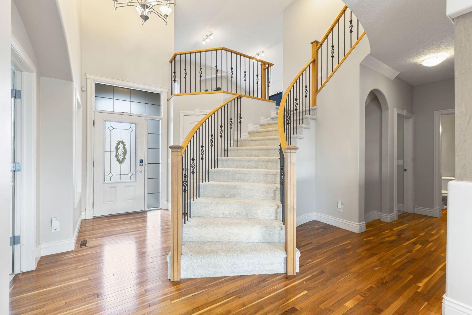 147 Tuscany Glen Park NW