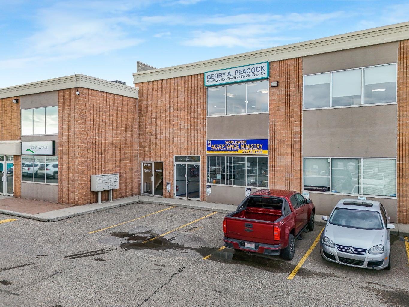 2333 18 Avenue NE 40