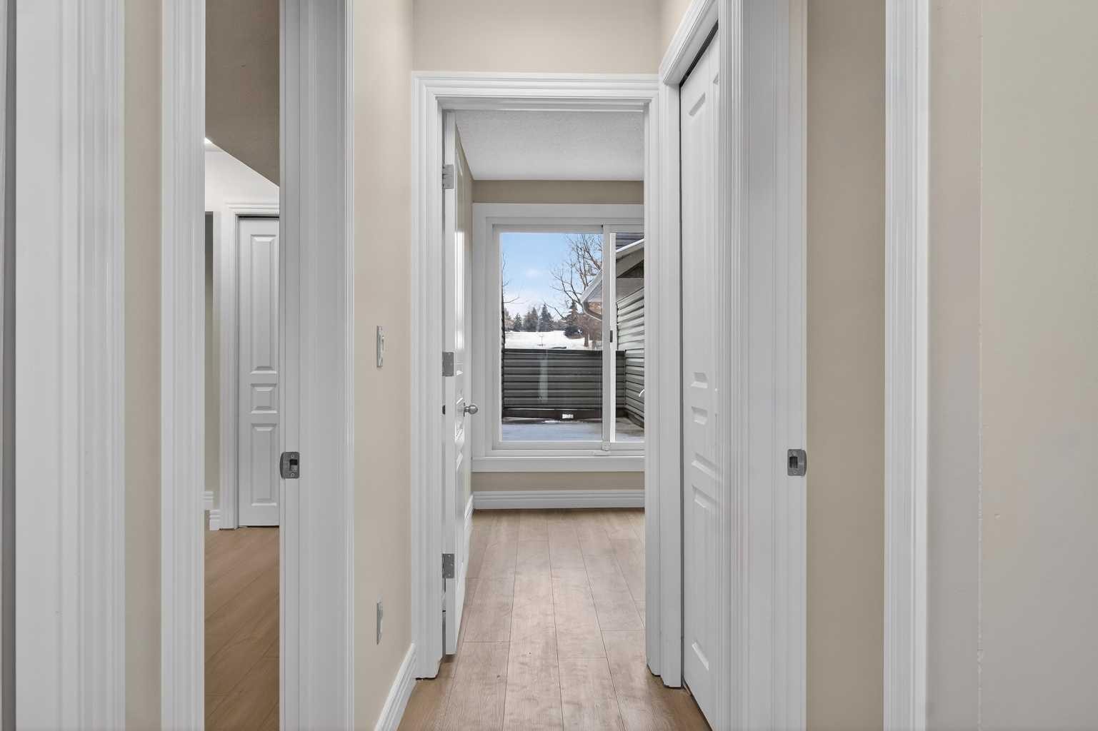 36 Glamis Green SW 217