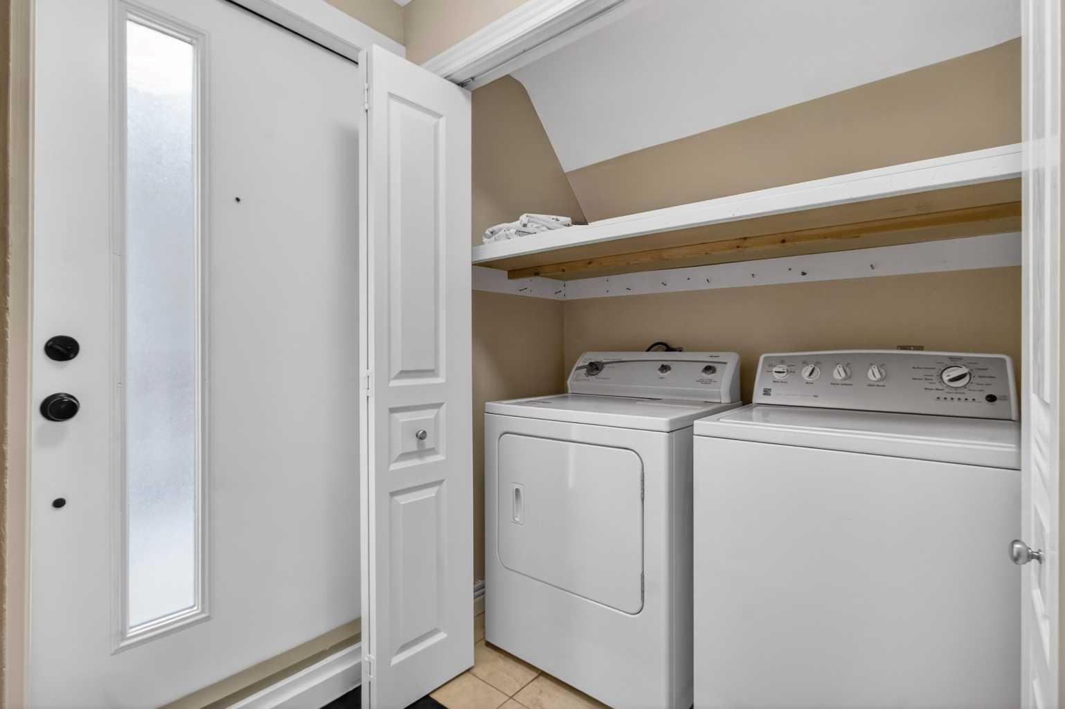 36 Glamis Green SW 217