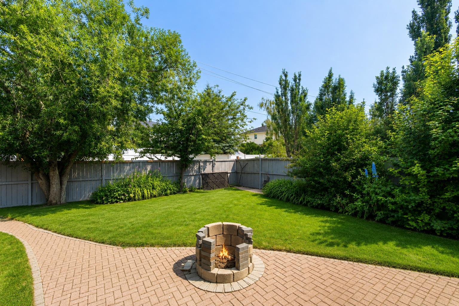 136 Harvest Hills Drive NE