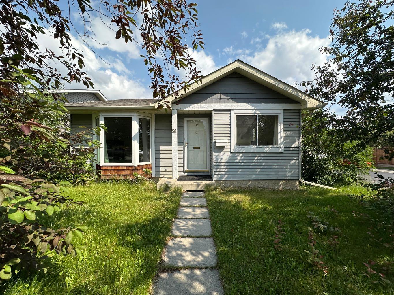 56 Macewan Drive NW