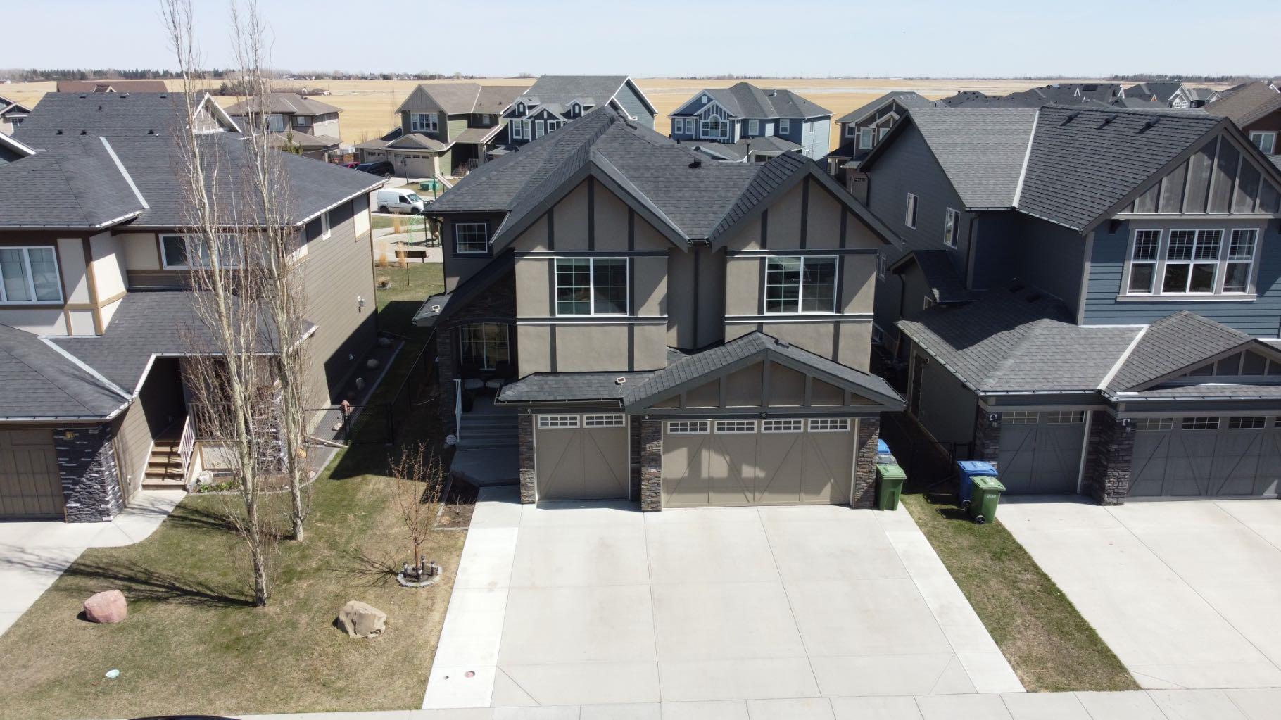125 Kinniburgh Loop
