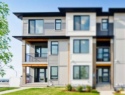 Photo of 13 Wild Rose Way SE, Calgary, AB T3M 4A2 (MLS # A2297151)