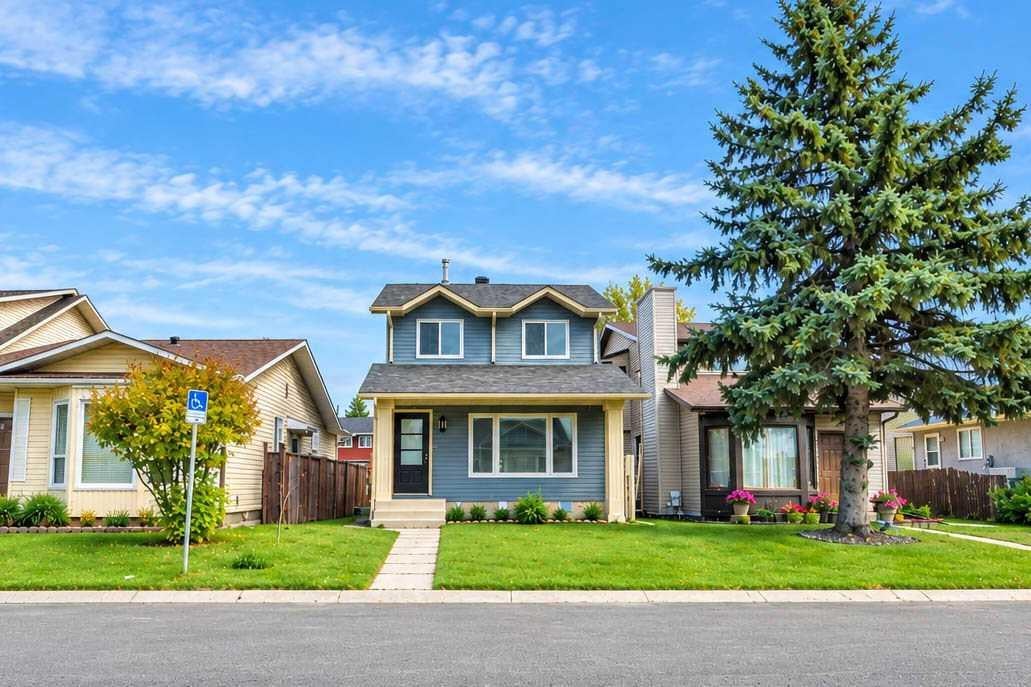 63 Martindale Crescent NE