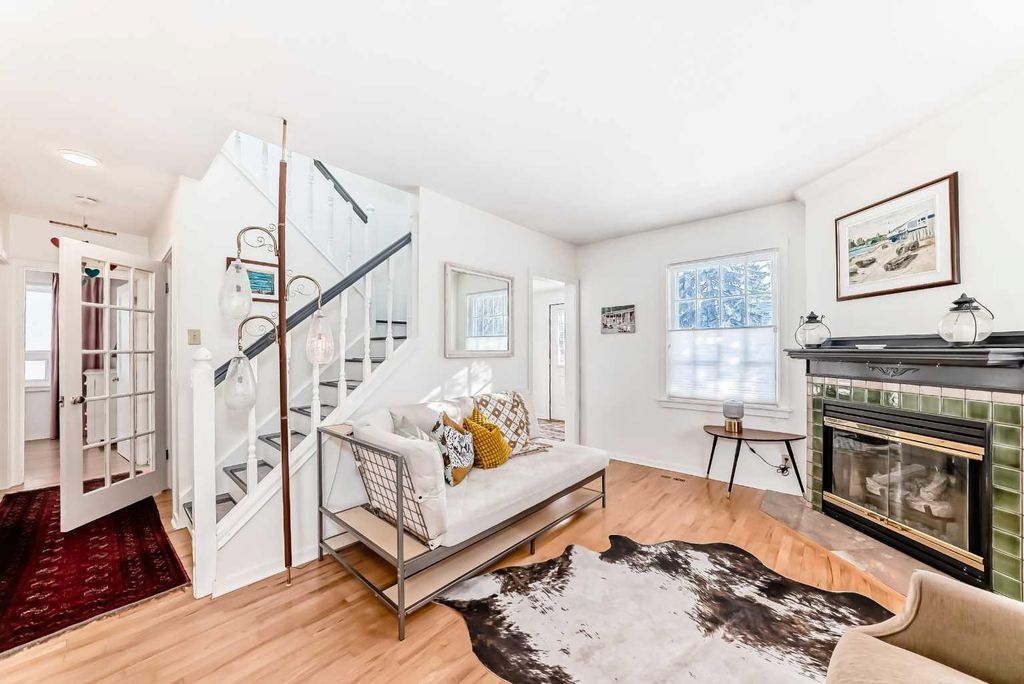 Photo of 530 18A Street NW, Calgary, AB T2N 2H2 (MLS # A2292950)