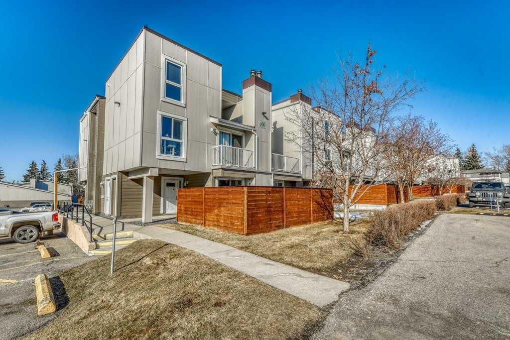 Photo of 13104 Elbow Drive SW #405, Calgary, AB T2W 2P2 (MLS # A2286199)
