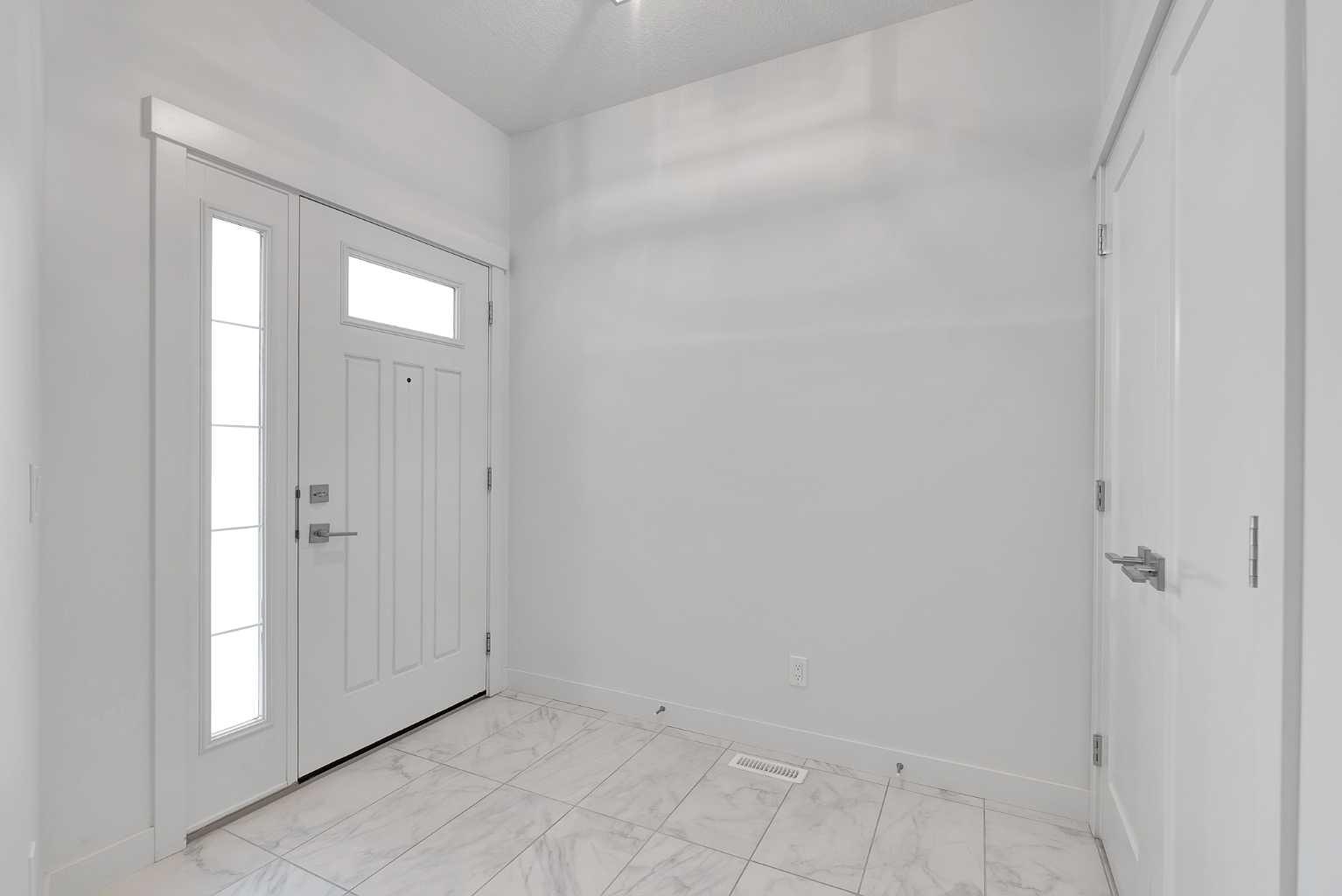 100 Sierra Morena Manor SW