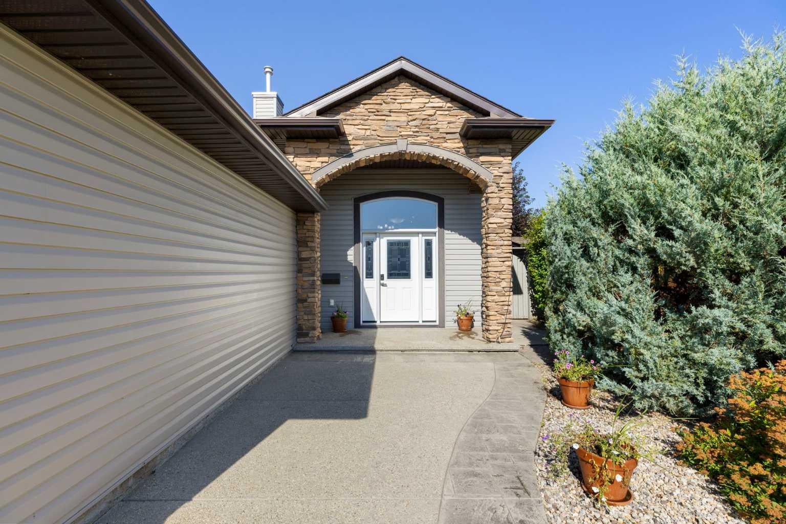 1207 Westmount Drive