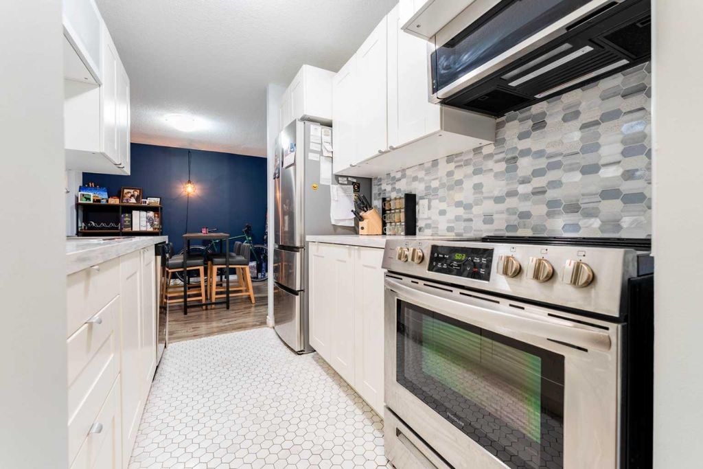 Photo of 924 14 Avenue SW #506, Calgary, AB T2R 0N7 (MLS # A2291350)
