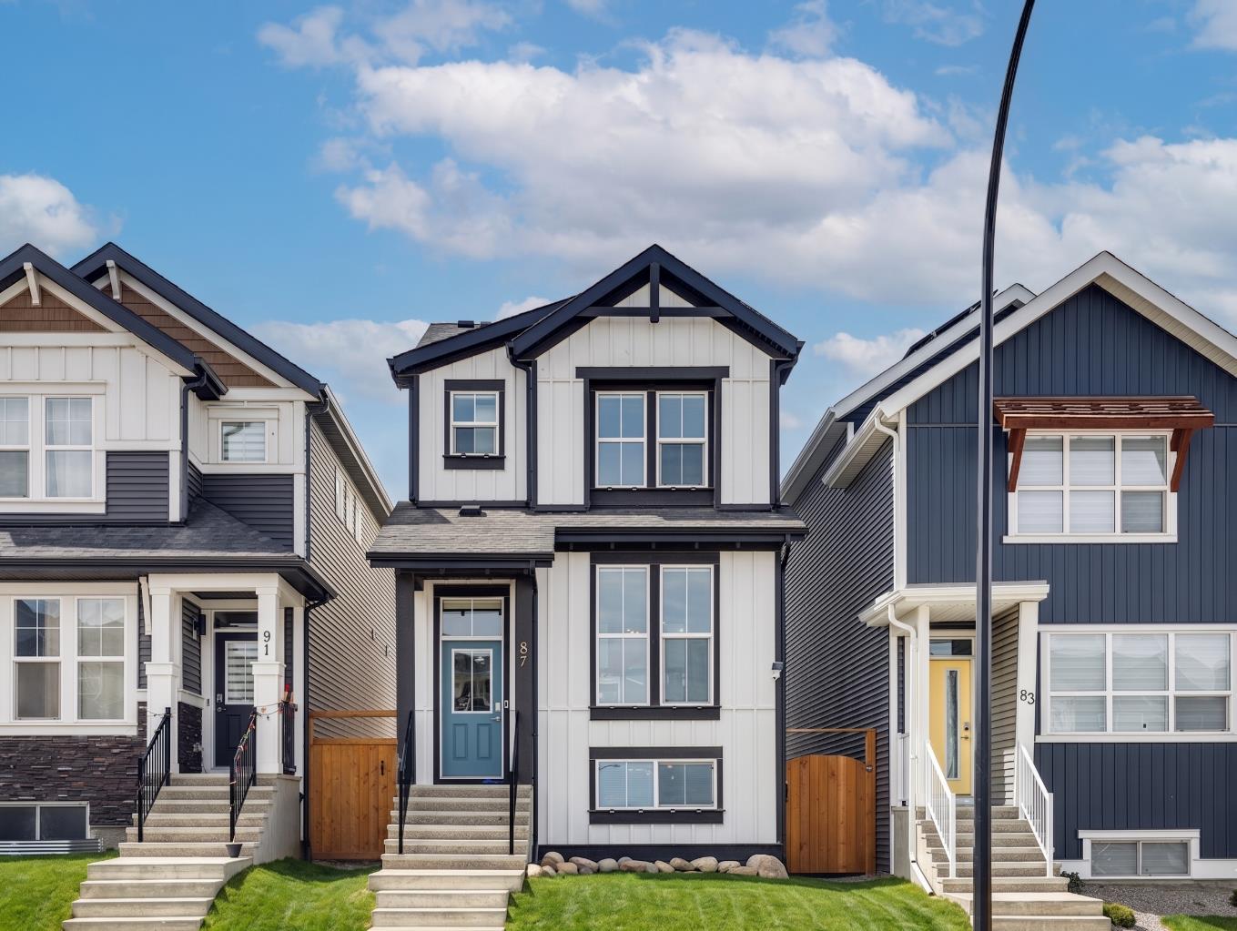 87 Aquila Way NW
