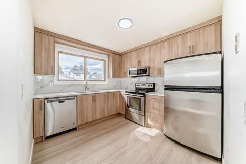 4327 38 Street NE Calgary AB T1Y 5E6
