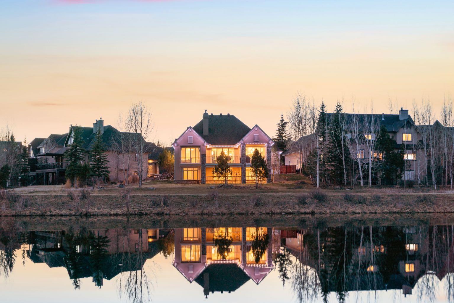 320 Clearwater Cove