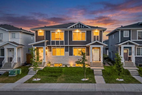 Photo of 1044 West Lakeview Drive, Chestermere, AB T1X 2T3 (MLS # A2337245)