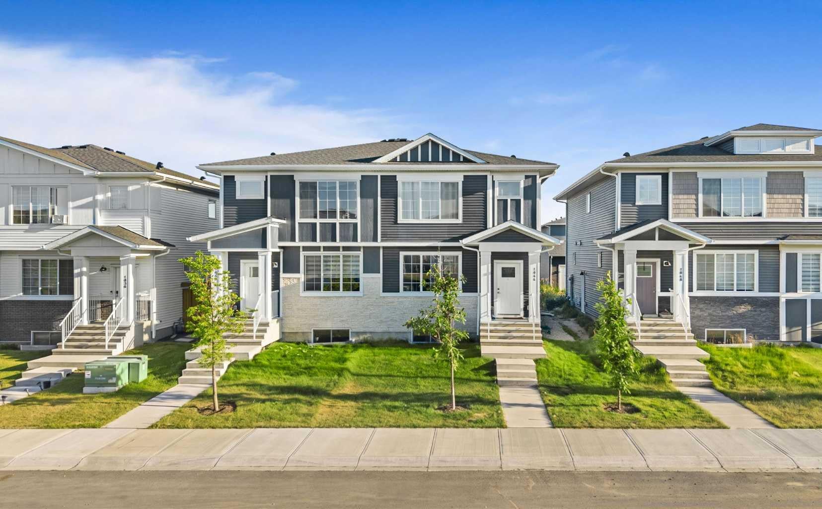 1044 West Lakeview Drive