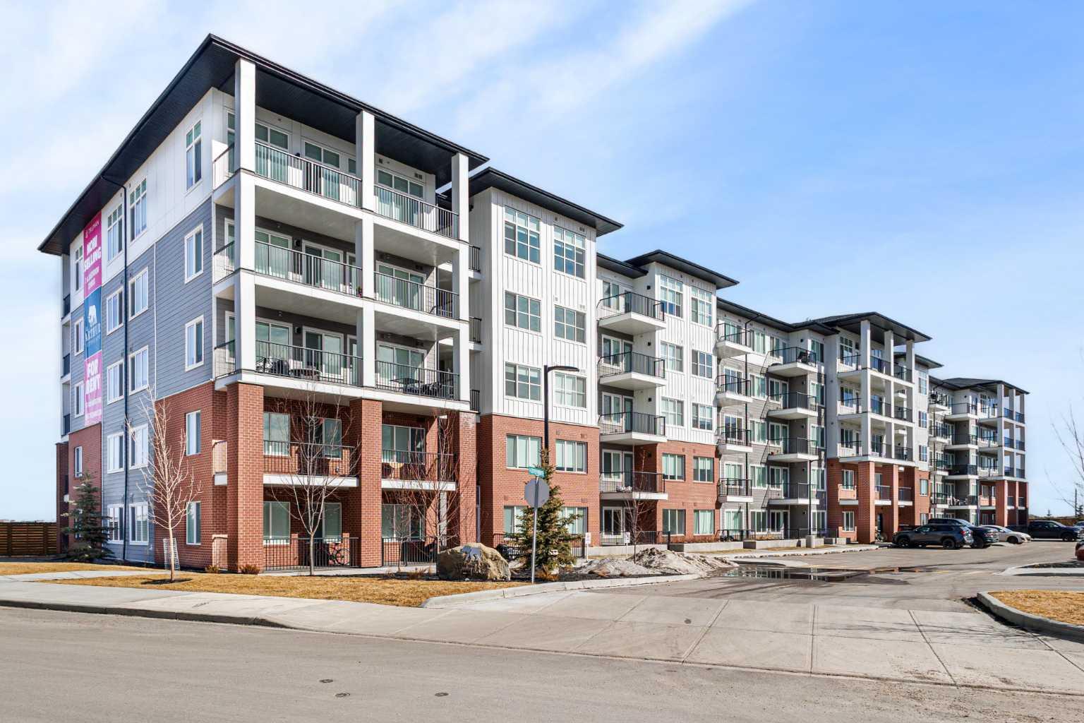 44 skyview Parkway NE 2307