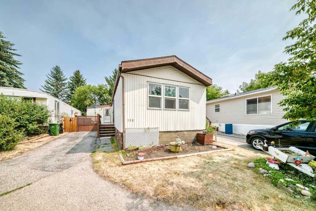 Photo of 3223 83 Street NW #350, Calgary, AB T3B 5N9 (MLS # A2334552)