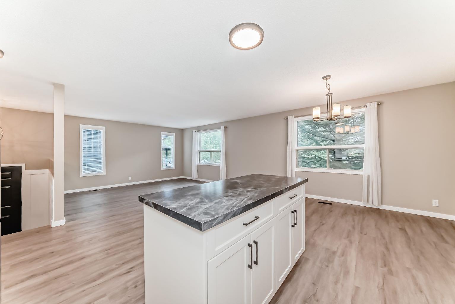 35 Green Meadow Crescent
