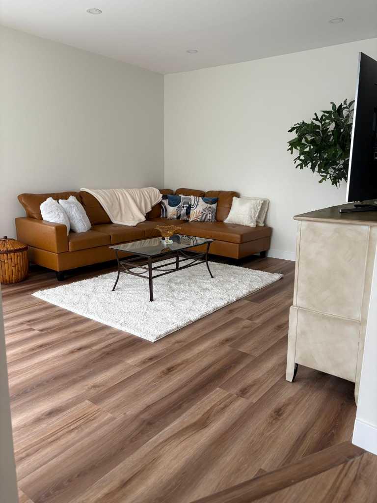 112 Christie Park Manor SW