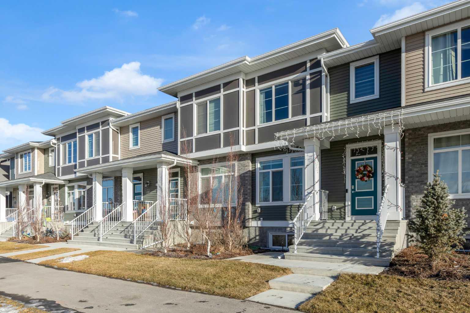 1090 Cobblestone Boulevard SW