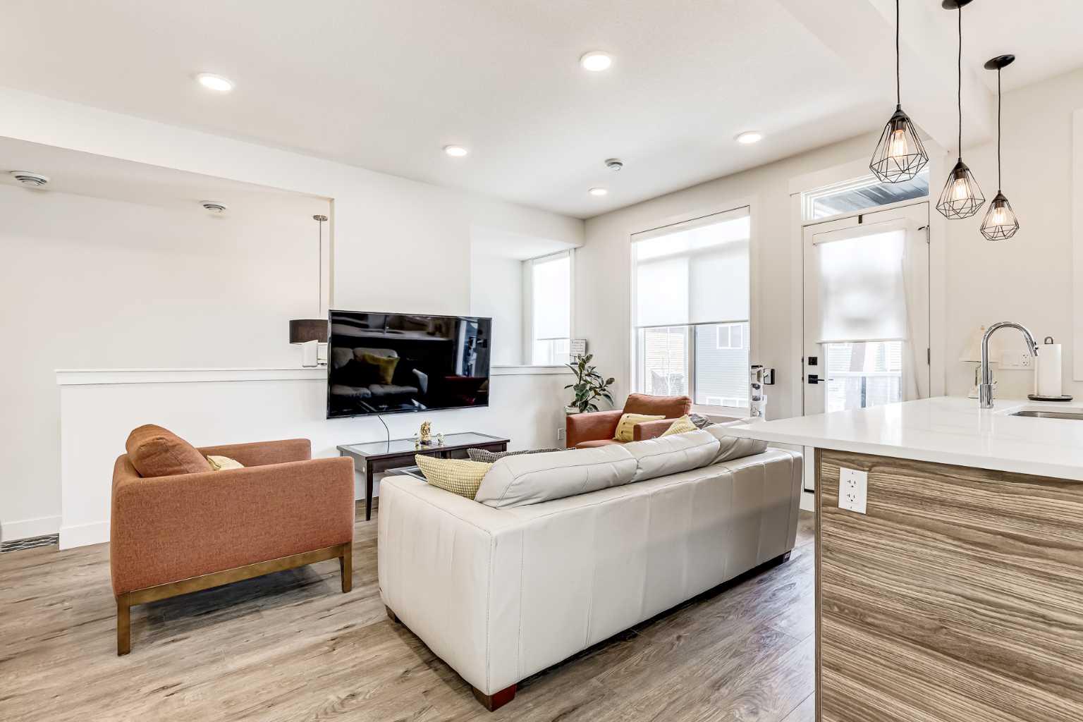 10060 46 Street NE 511