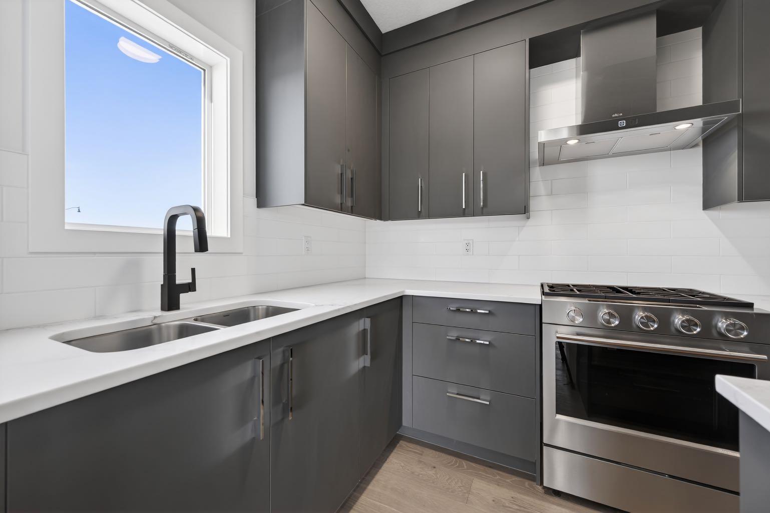 709 Dawson Common