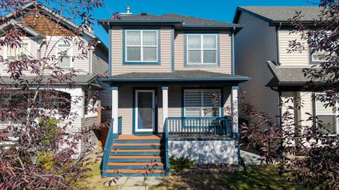 Photo of 527 Prestwick Circle SE, Calgary, AB T2Z 4P7 (MLS # A2264178) Photo of 527 Prestwick Circle SE, Calgary, AB T2Z 4P7 (MLS # A2264178)