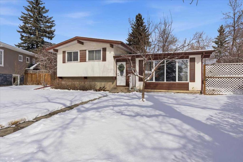 Photo of 6004 Louise Road SW, Calgary, AB T3E 5V2 (MLS # A2292002)