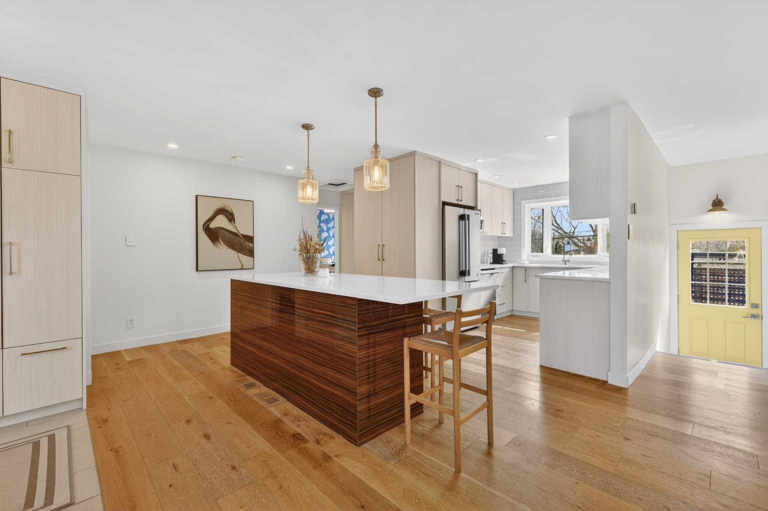 12 Glacier Drive SW