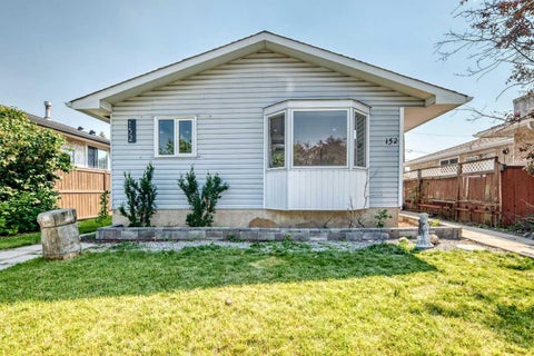 Photo of 152 Maranda Close NE, Calgary, AB T2A 3E7 (MLS # A2337301)